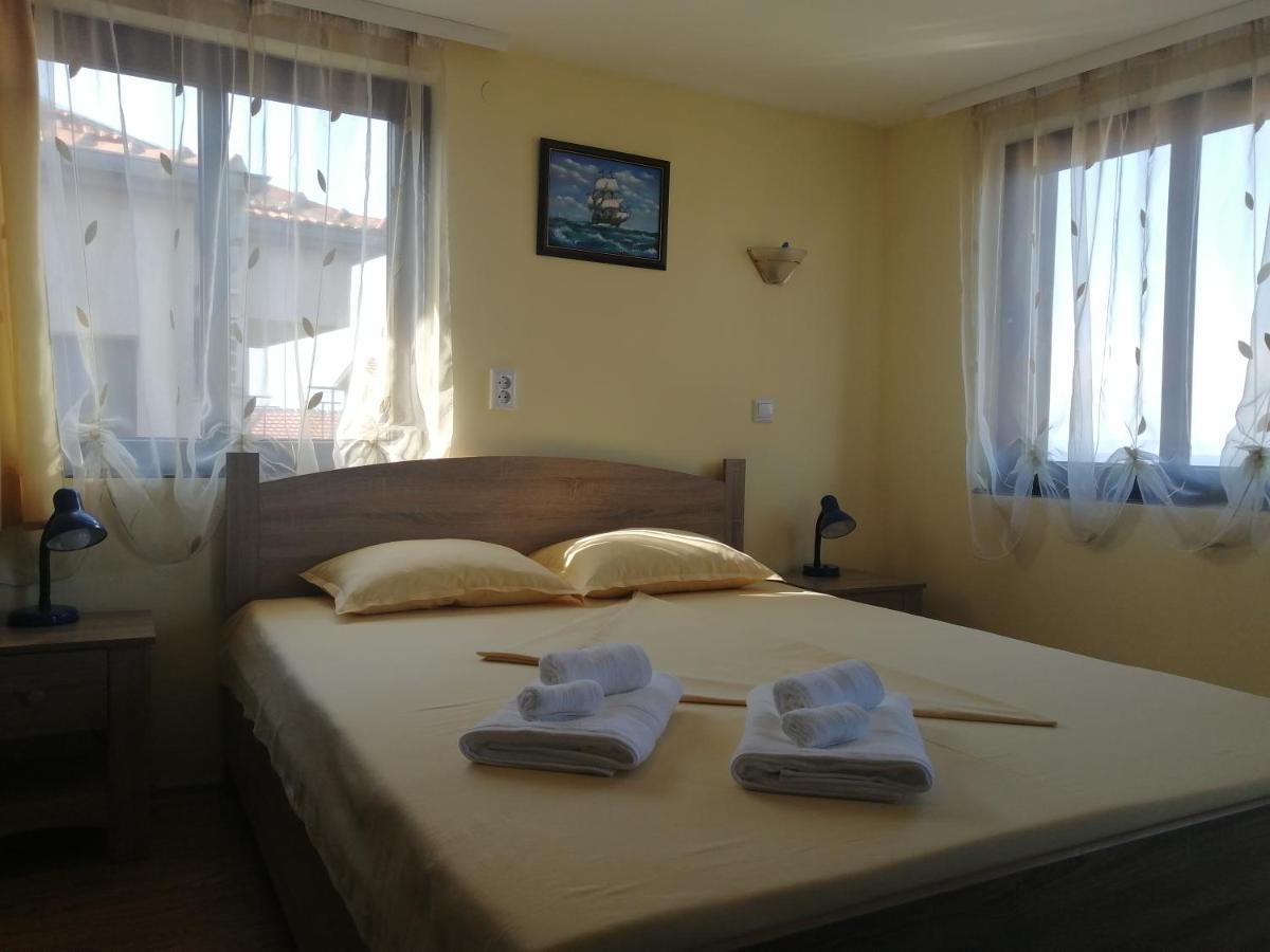 Къща За Гости Елени Sozopol Esterno foto